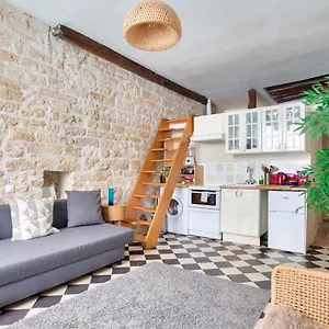 Apartamento Cozy 1 Mezzanine & 1bedroom Louvre Moulins Free Netflix, Paris